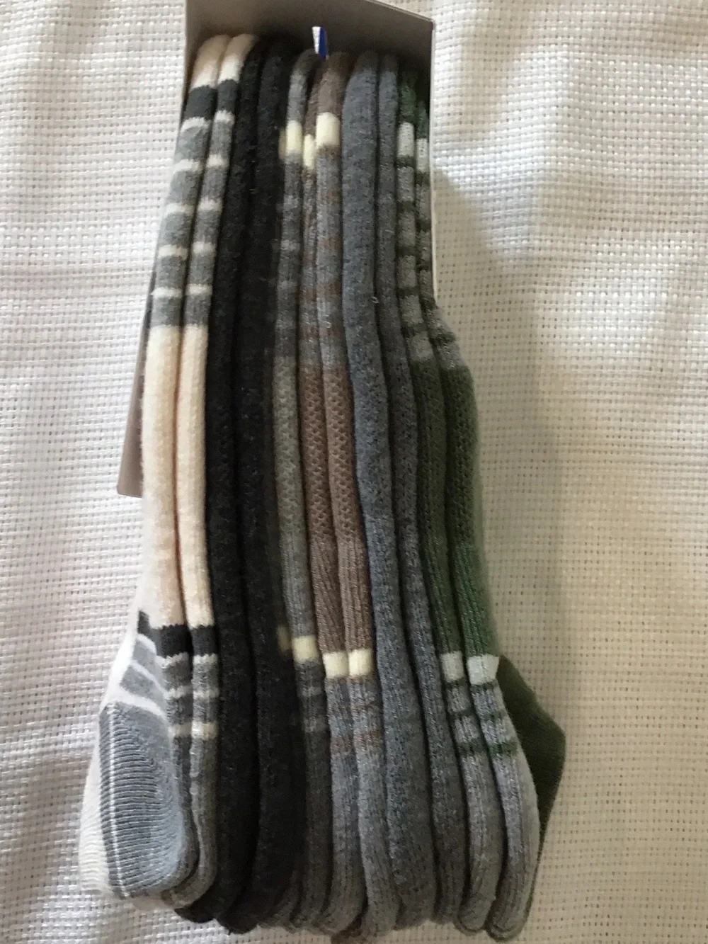 Champion Men's Low-Cut Athletic Socks in Olive Green and Gray - 6 Pack